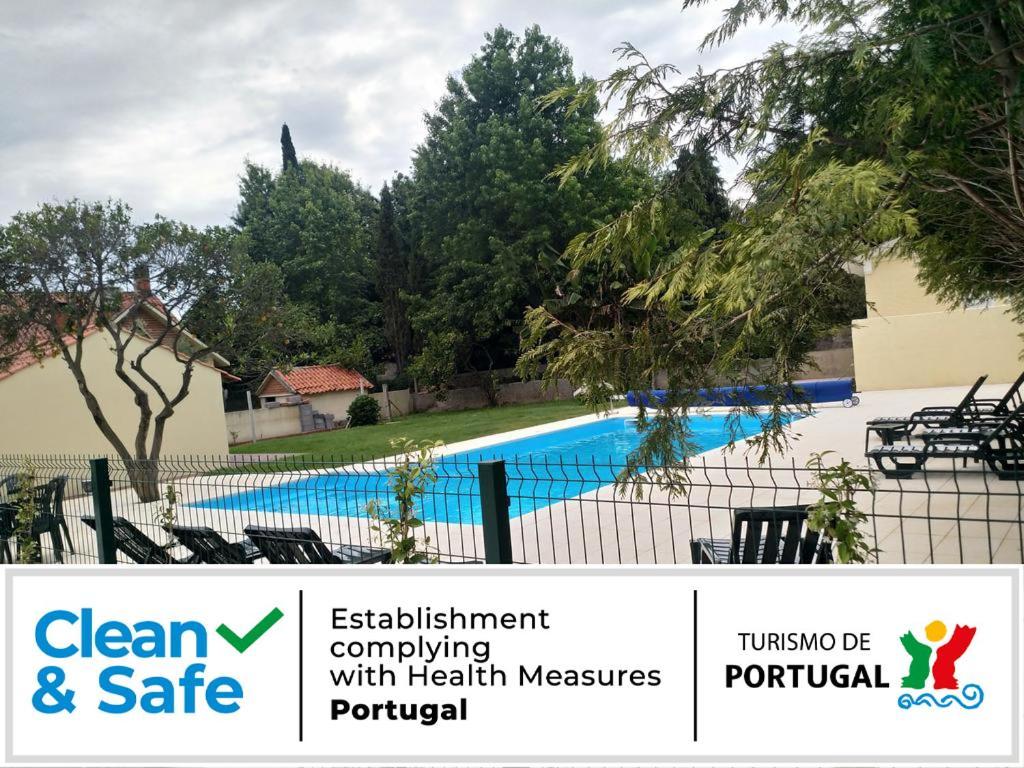 Metro Vilar Suites & Villas Vilar do Pinheiro Bagian luar foto